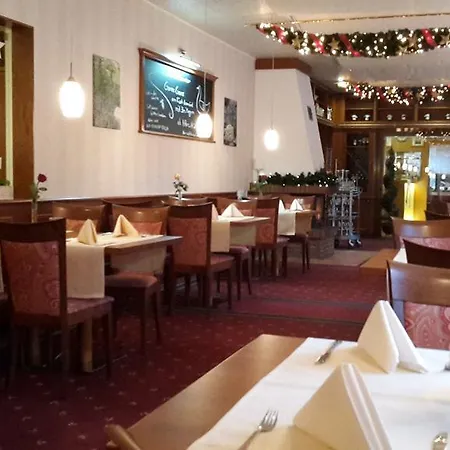 Hotel Kraeuterhotel & Restaurant Heidejaeger 3*