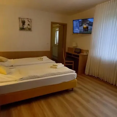 Kräuterhotel&restaurant Heidejäger 3*