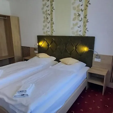 Kraeuterhotel & Restaurant Heidejaeger 3* Mulmshorn