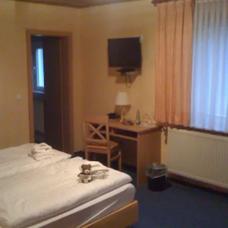 Kräuterhotel&restaurant Heidejäger Hotell