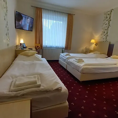 Kräuterhotel&restaurant Heidejäger Hotell