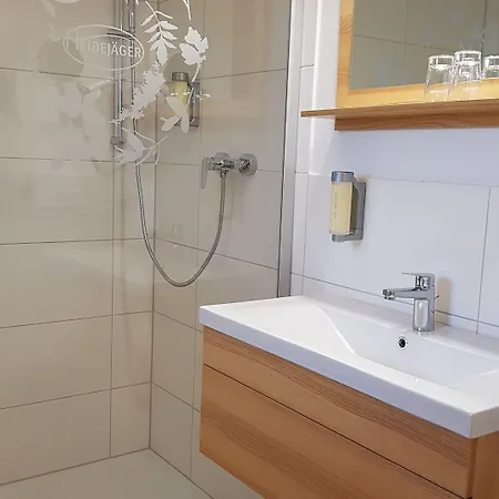 Kräuterhotel&restaurant Heidejäger 3*