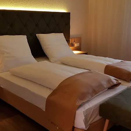 Kräuterhotel&restaurant Heidejäger Hotell