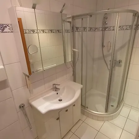 Hotell Kräuterhotel&restaurant Heidejäger 3*