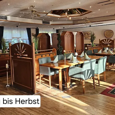 Kraeuterhotel & Restaurant Heidejaeger