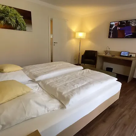 Kraeuterhotel & Restaurant Heidejaeger Hotel 3*