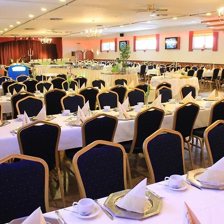 Kraeuterhotel & Restaurant Heidejaeger Hotel 3*