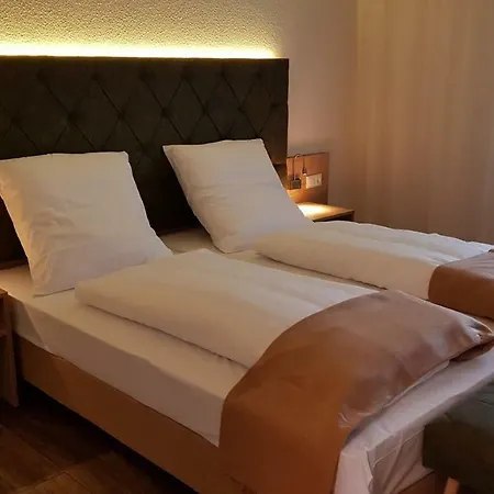 Hotel Kraeuterhotel & Restaurant Heidejaeger