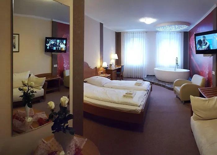 Kraeuterhotel & Restaurant Heidejaeger فندق